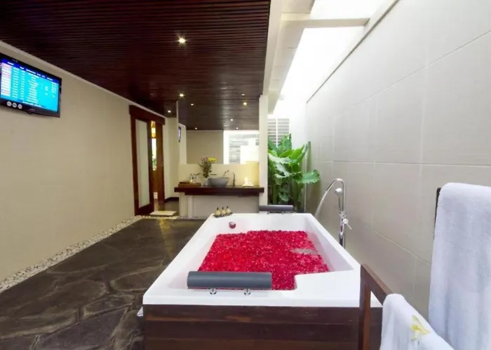 Avery Le Nixsun Ungasan With Free Access To Gym Center By Waringin Hospitality ヴィラ *